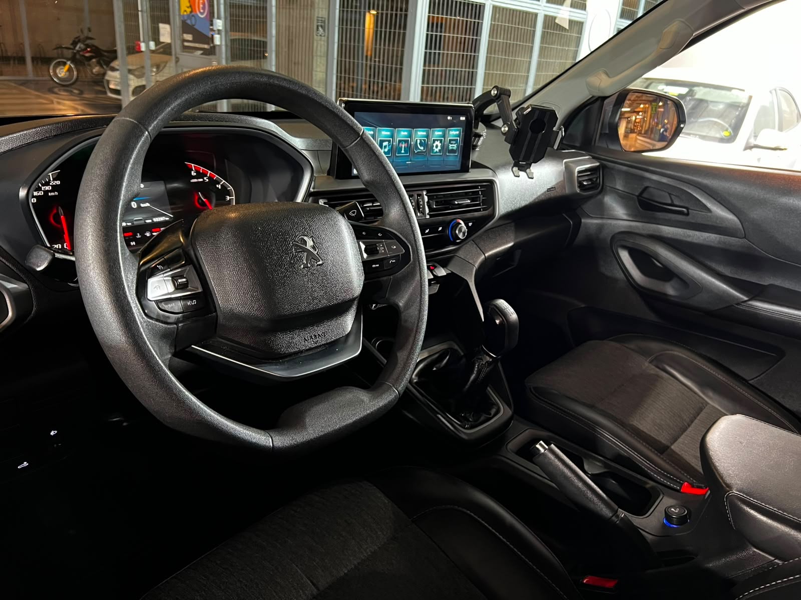 2023 Peugeot Landtrek miniatura 8