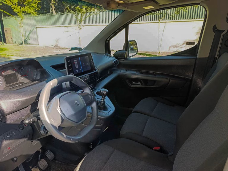 2024 Peugeot Partner miniatura 5