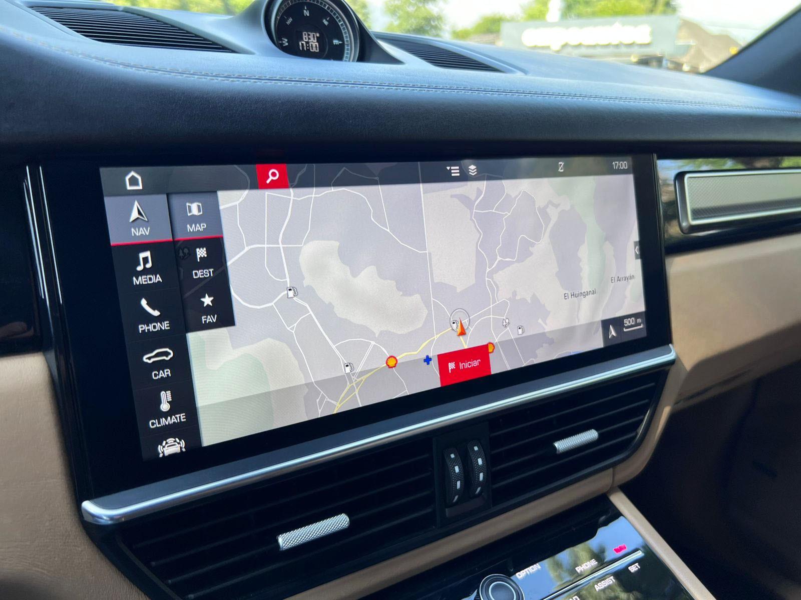 2019 Porsche Cayenne S miniatura 13