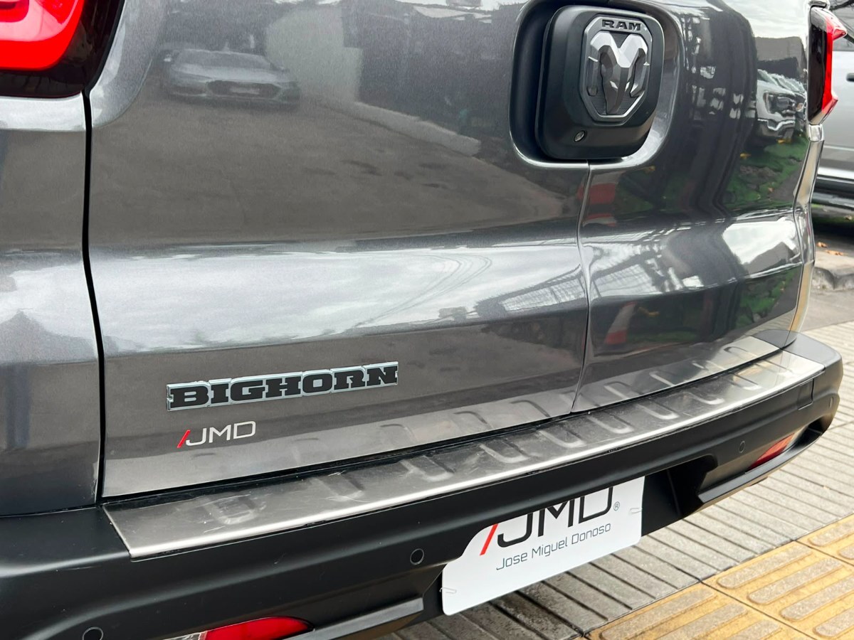 2023 RAM 1000 Big Horn miniatura 7