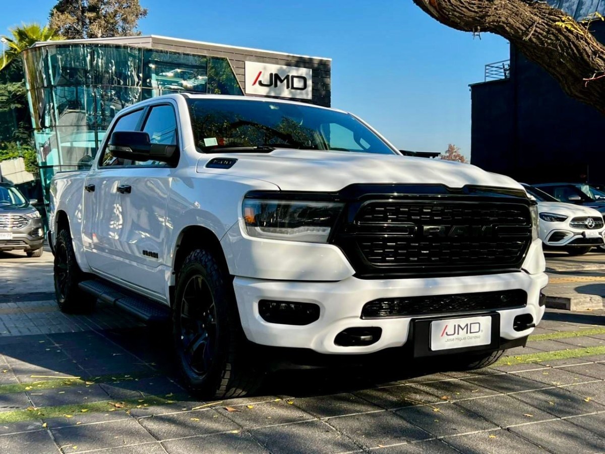 2023 RAM 1500 Big Horn eTorque imagen 1