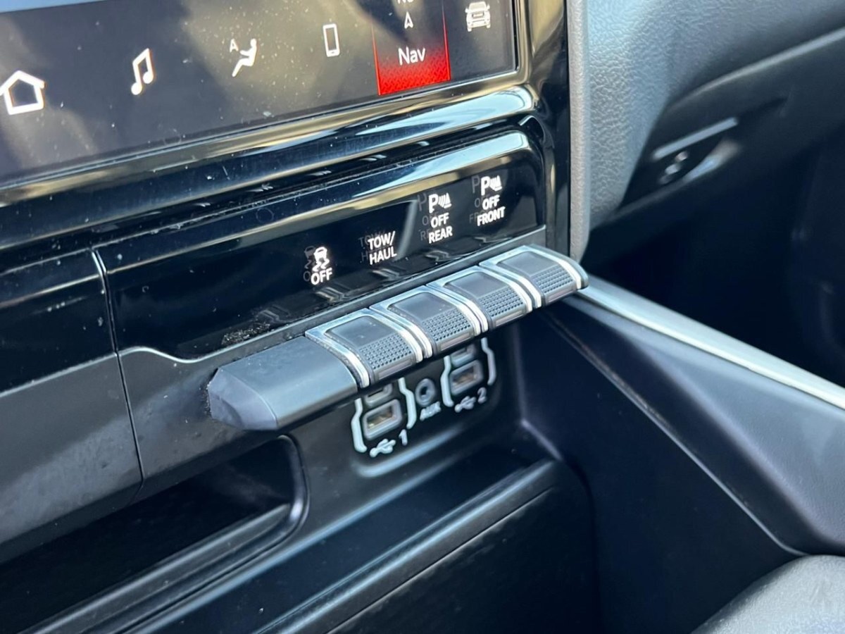 2023 RAM 1500 Big Horn eTorque miniatura 17