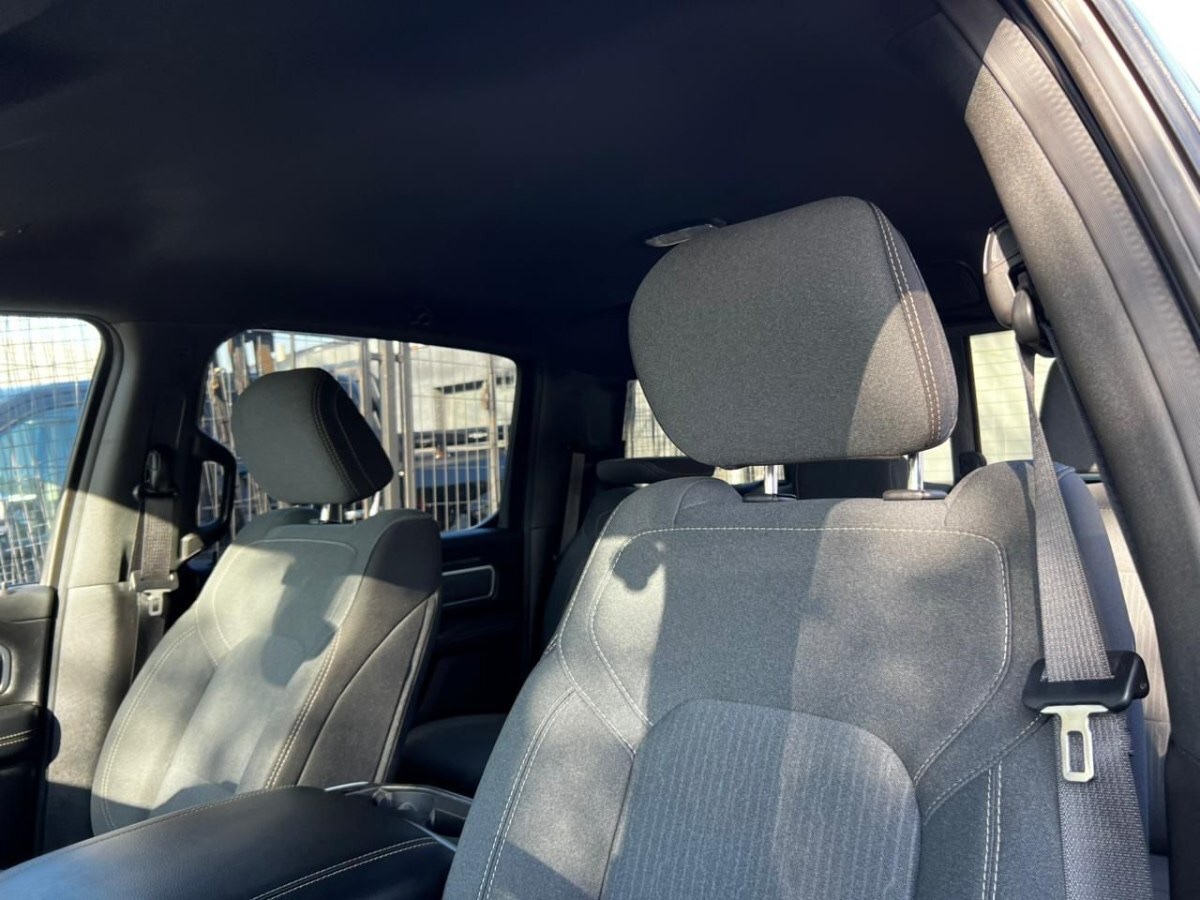 2023 RAM 1500 Big Horn eTorque miniatura 19