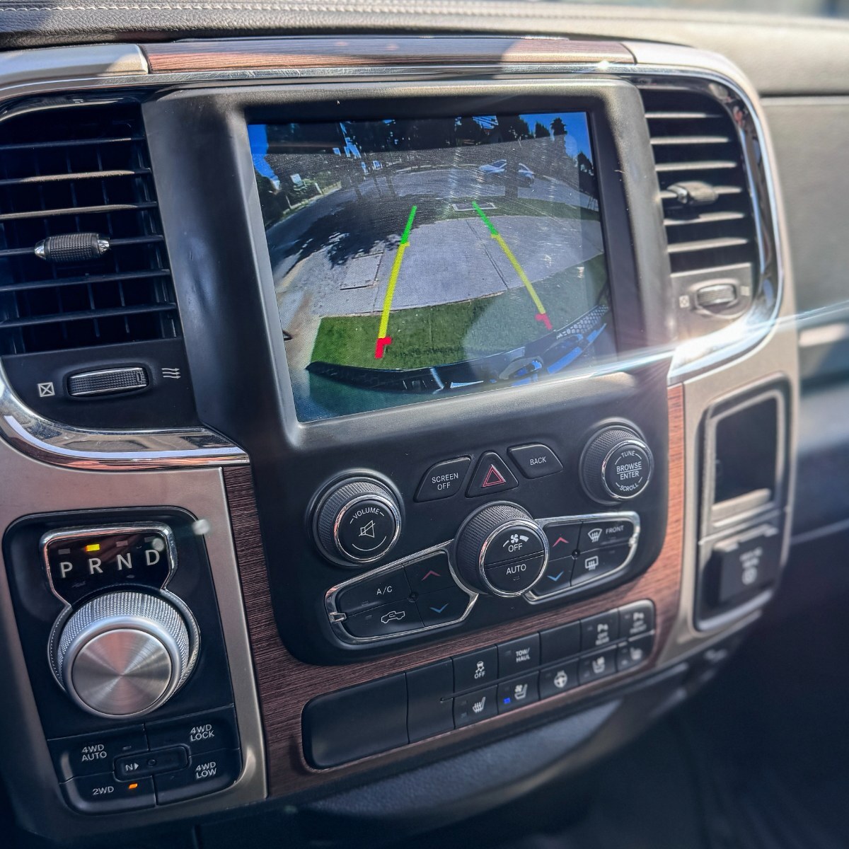 2019 RAM 1500 Laramie miniatura 10