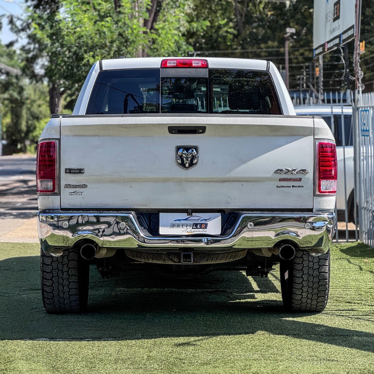 2019 RAM 1500 Laramie miniatura 5