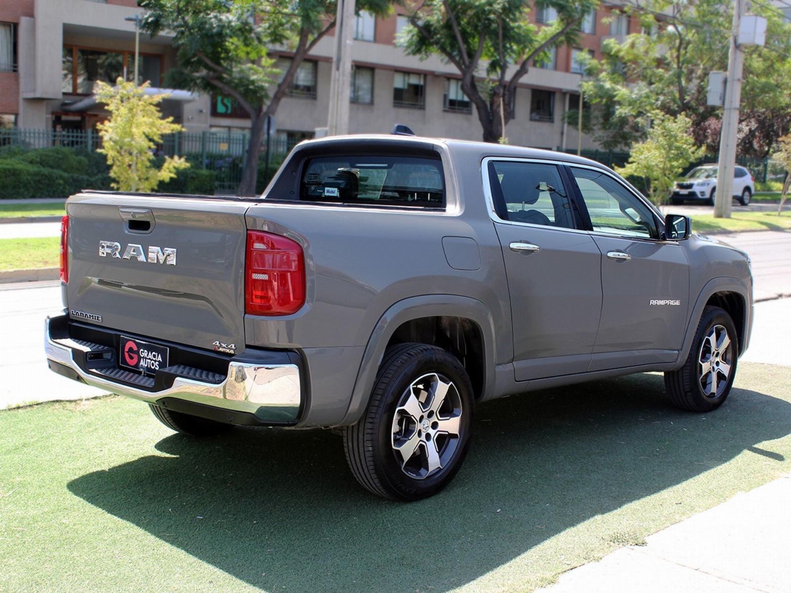 2024 RAM Rampage Laramie miniatura 4