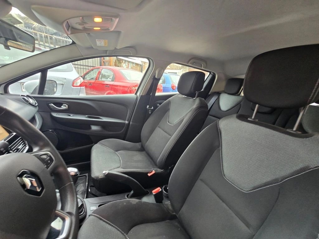 2021 Renault Clio miniatura 11