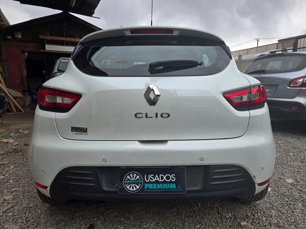 2021 Renault Clio miniatura 6