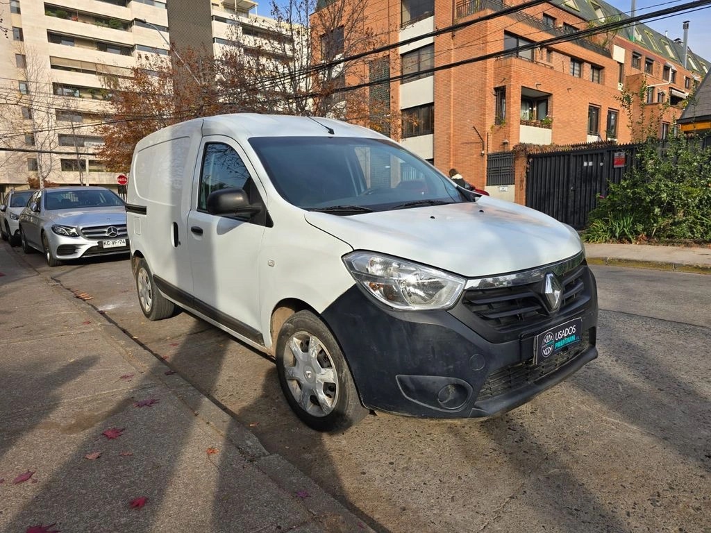 2016 Renault Dokker miniatura 13