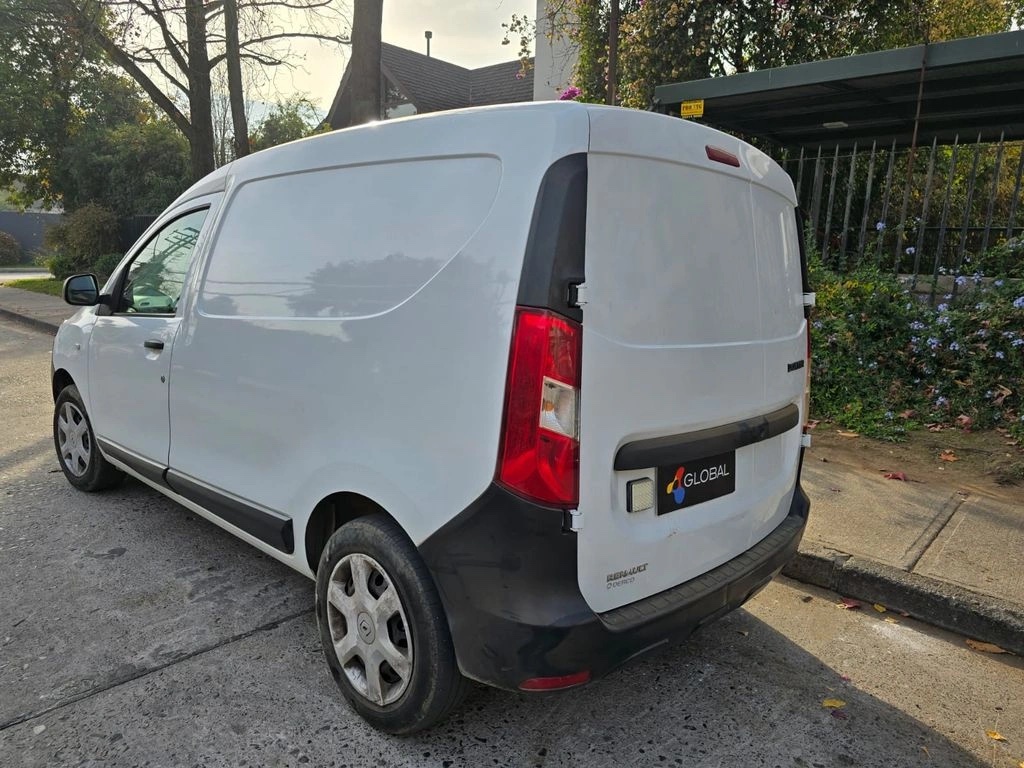 2016 Renault Dokker miniatura 7