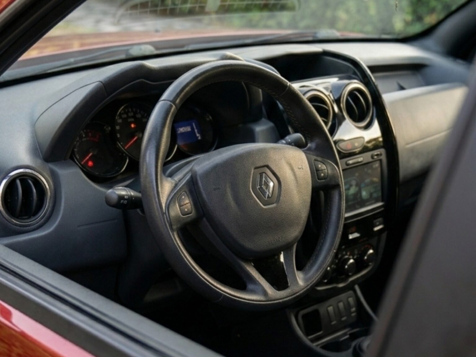2017 Renault Duster miniatura 7
