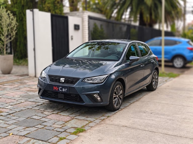 2024 Seat Ibiza miniatura 2