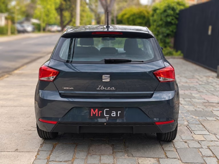 2024 Seat Ibiza miniatura 5