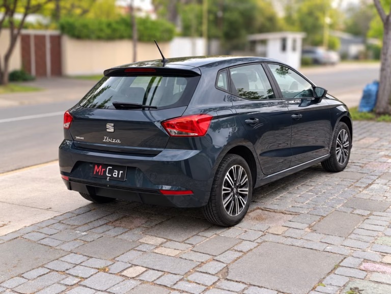 2024 Seat Ibiza miniatura 8