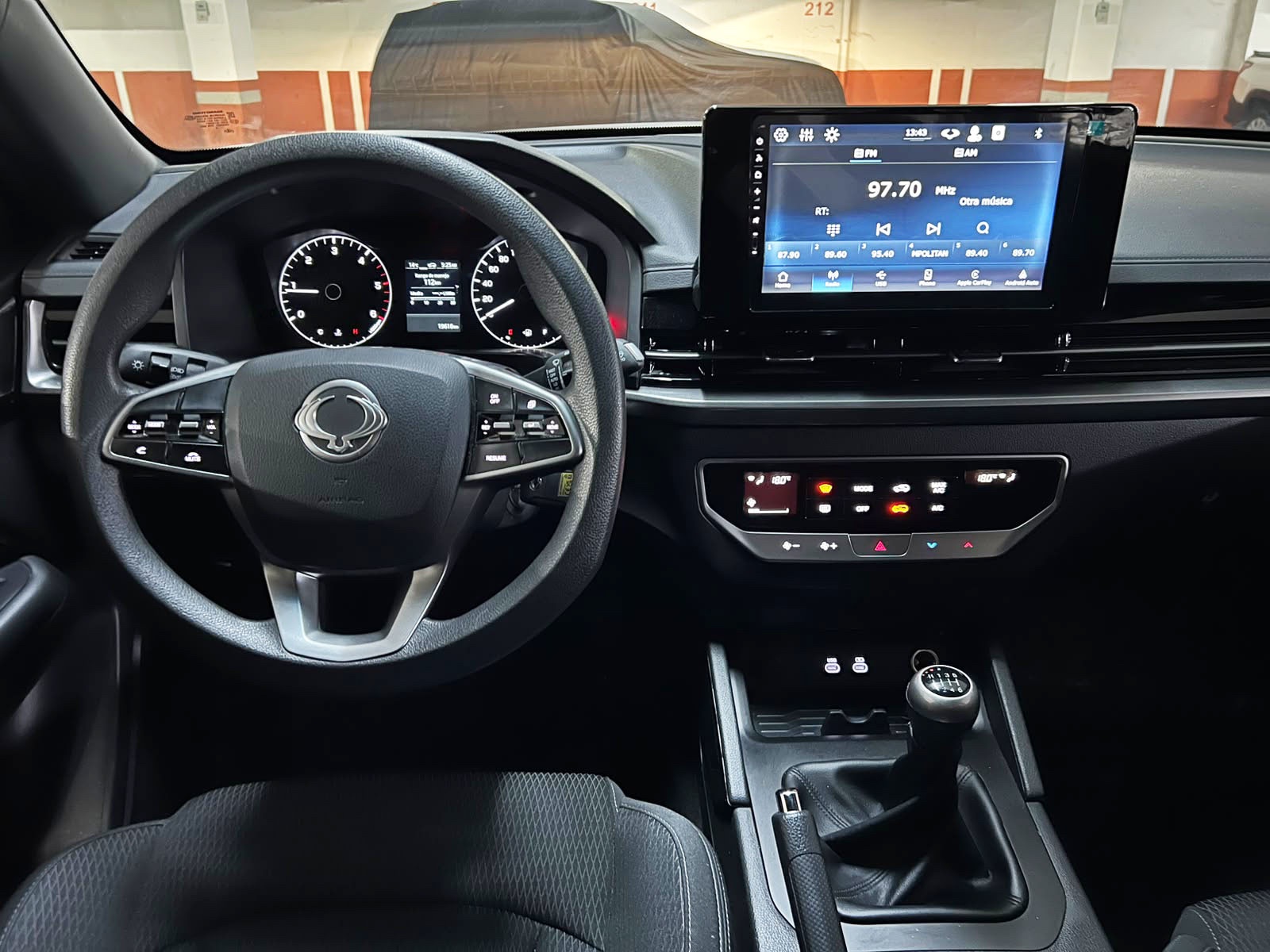 2025 Ssang Yong Musso miniatura 10