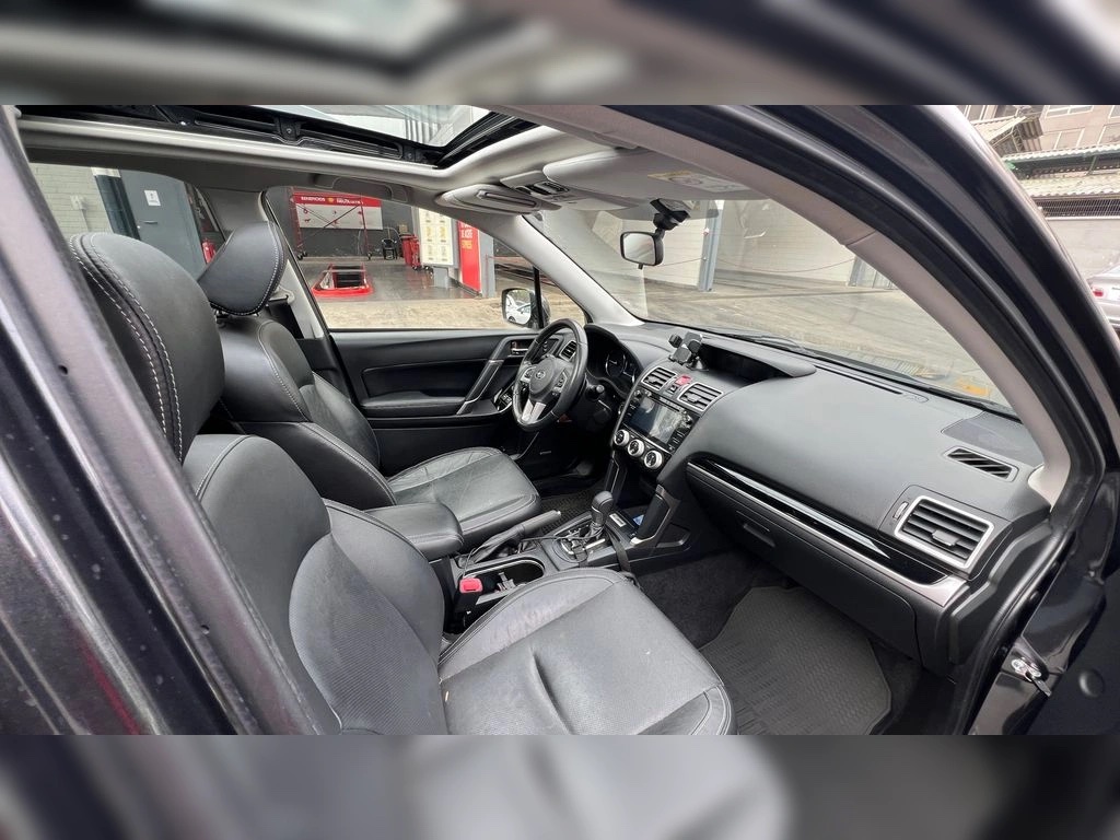 2018 Subaru Forester miniatura 10