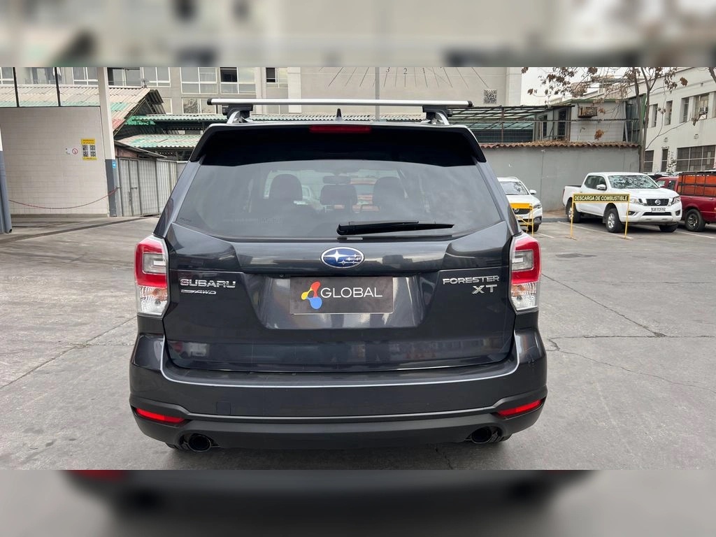 2018 Subaru Forester miniatura 6