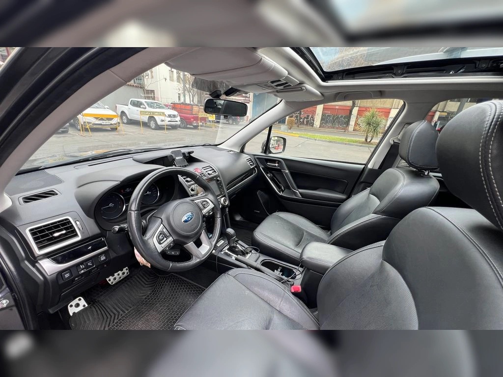 2018 Subaru Forester miniatura 9