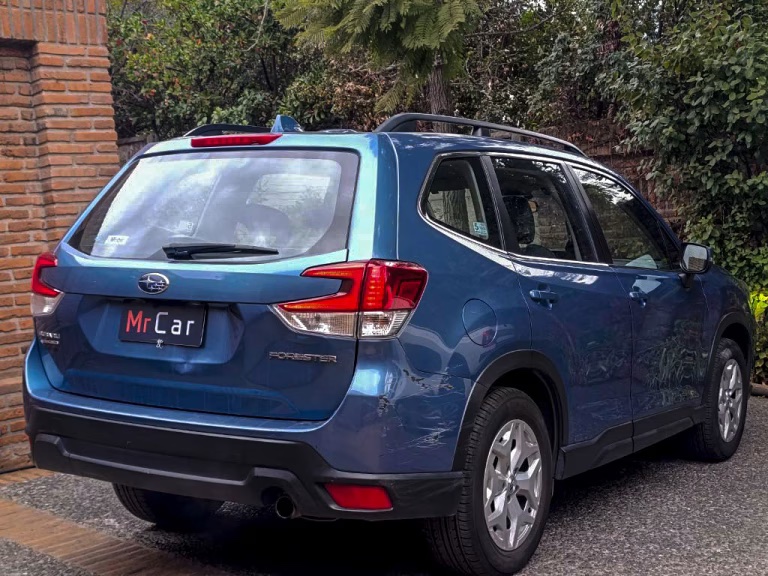 2020 Subaru Forester miniatura 10