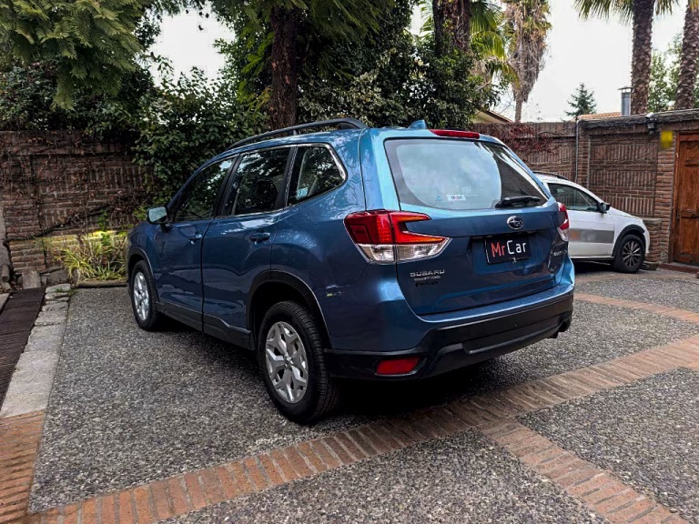 2020 Subaru Forester miniatura 3