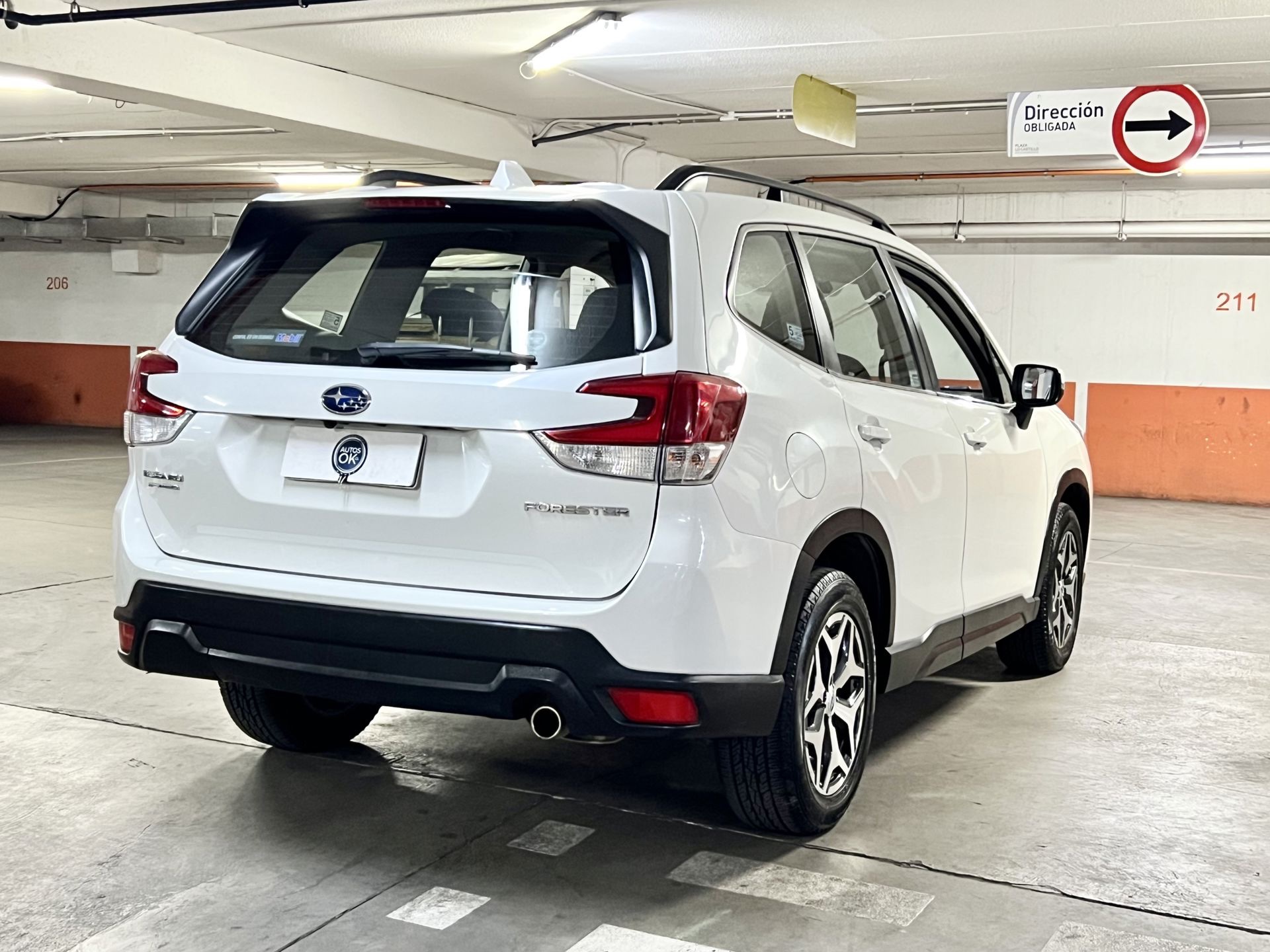 2020 Subaru Forester miniatura 4