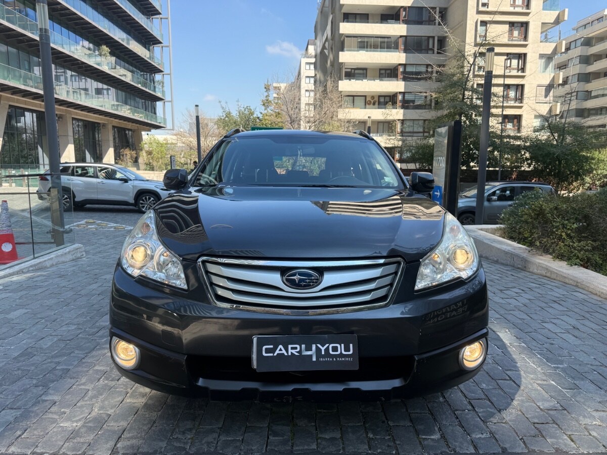 2012 Subaru Outback miniatura 2