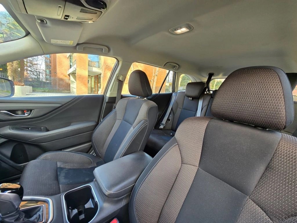 2021 Subaru Outback miniatura 13