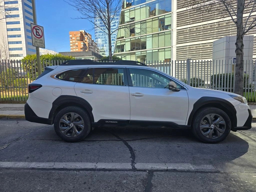 2021 Subaru Outback miniatura 4