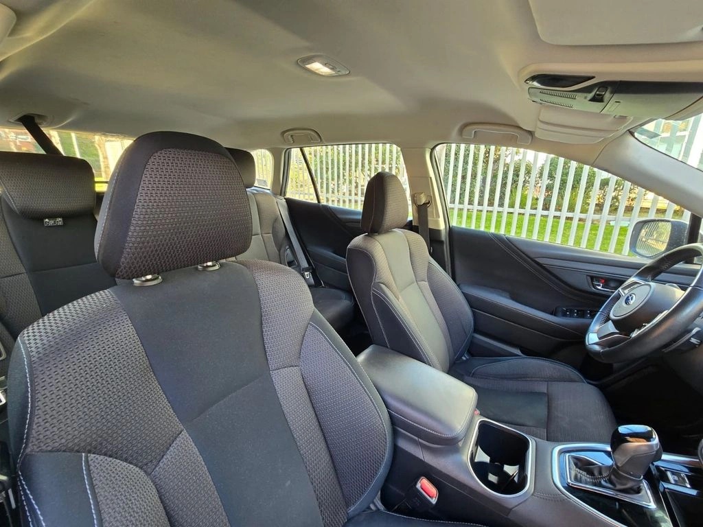 2021 Subaru Outback miniatura 9
