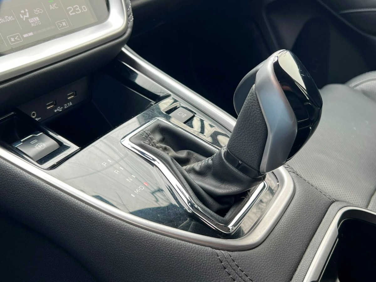 2022 Subaru Outback miniatura 12