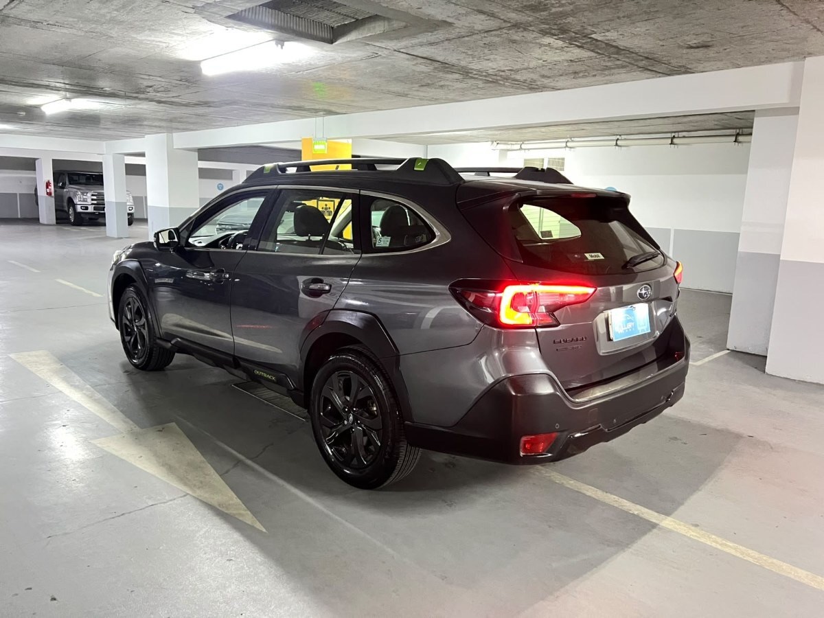 2022 Subaru Outback miniatura 5