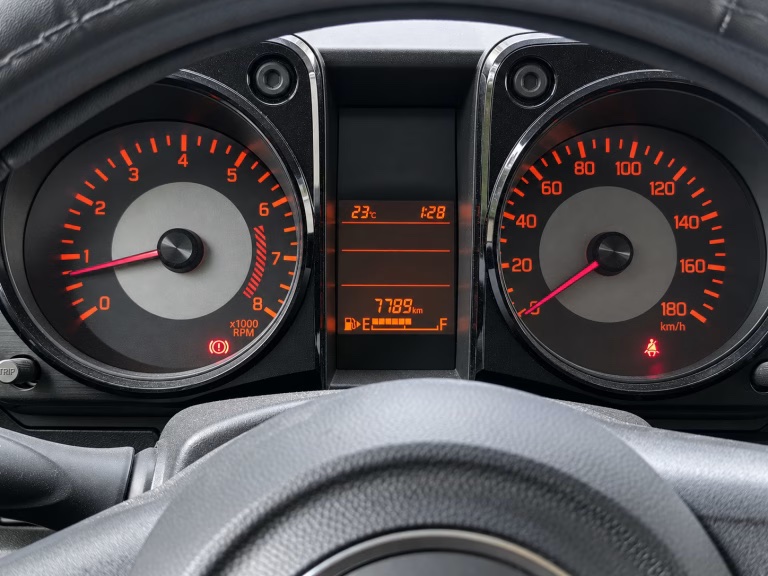 2026 Suzuki Jimny miniatura 8