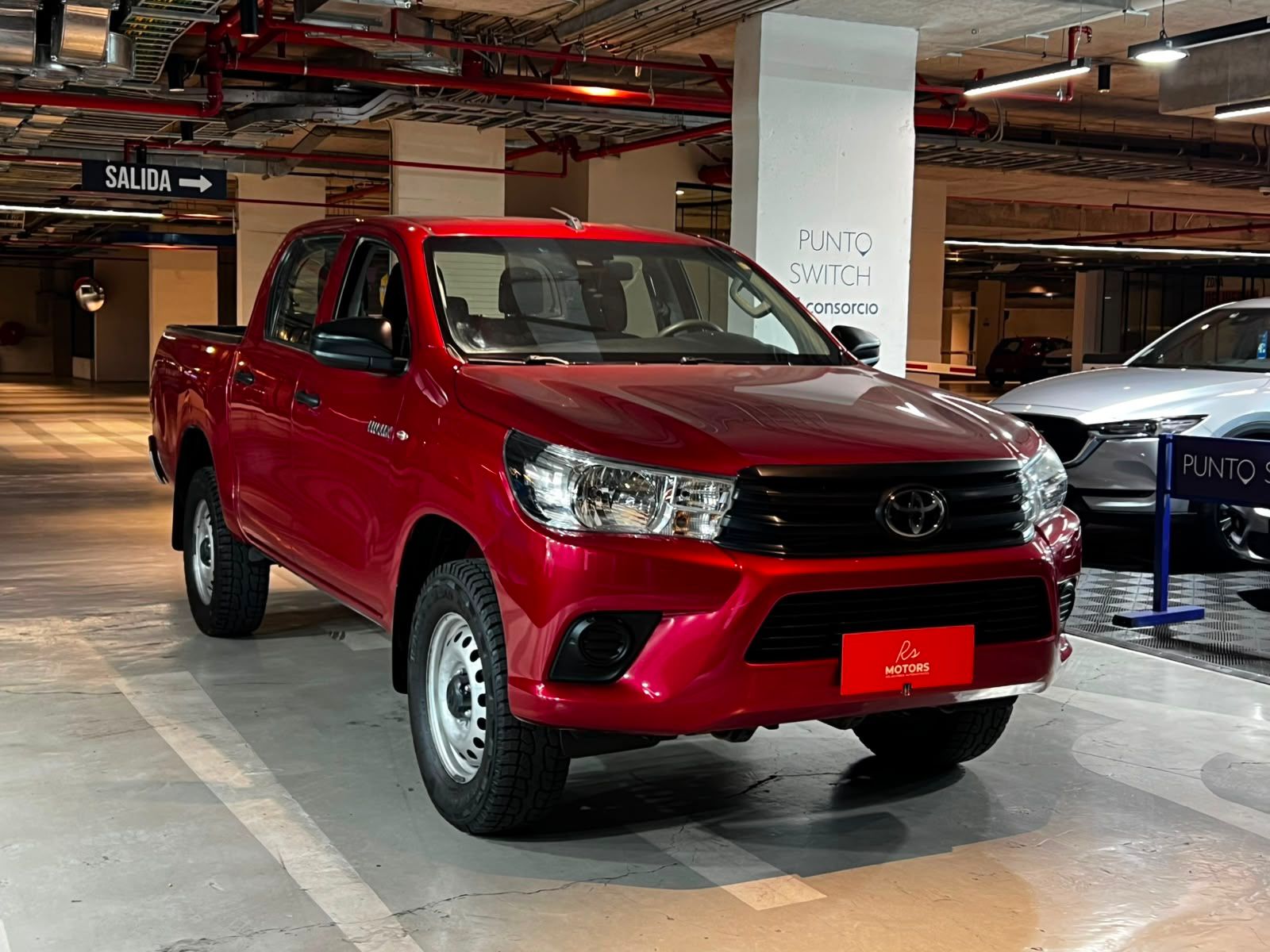 2024 Toyota Hilux miniatura 3