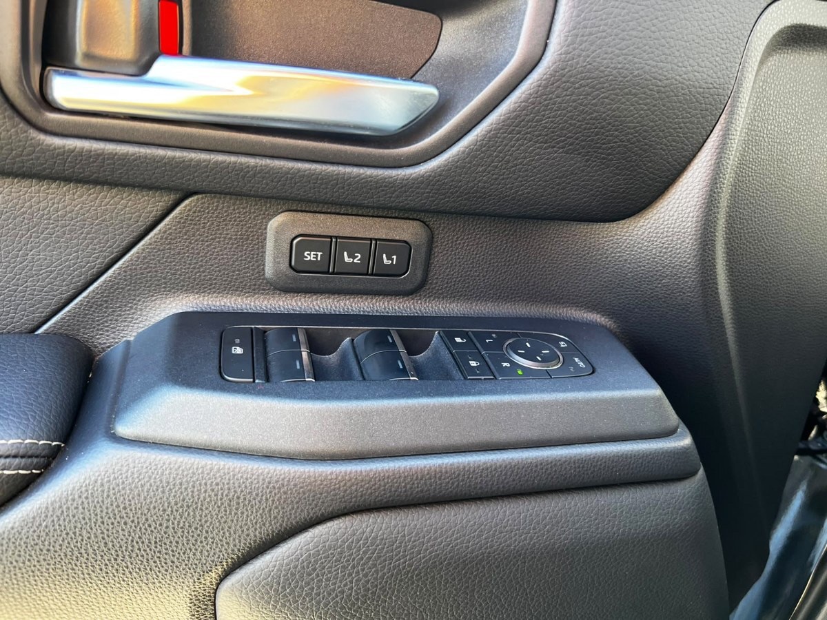 2025 Toyota Land Cruiser Prado miniatura 20