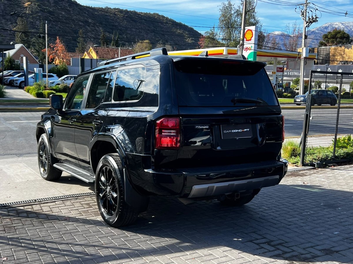 2025 Toyota Land Cruiser Prado miniatura 6