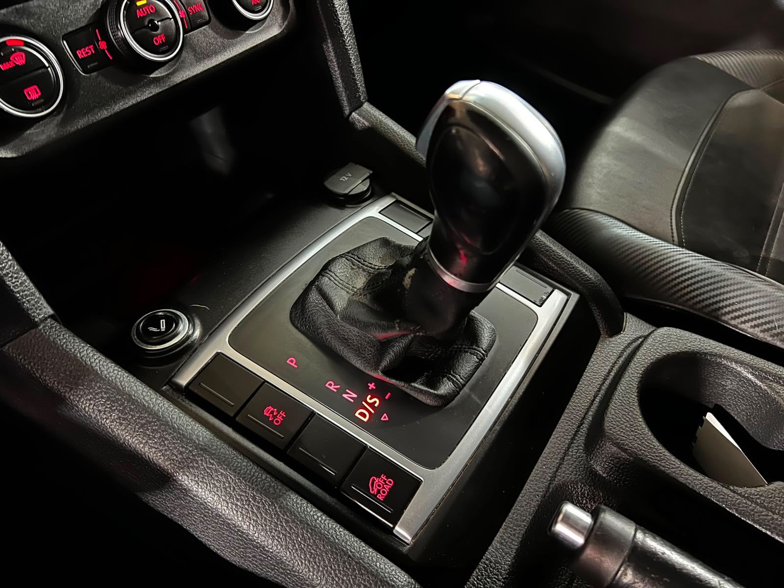 2019 Volkswagen Amarok miniatura 10