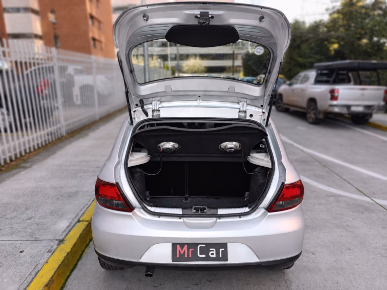 2012 Volkswagen Gol miniatura 9