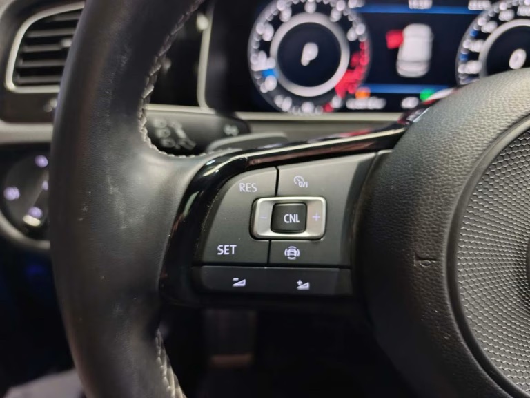 2021 Volkswagen Golf R miniatura 17