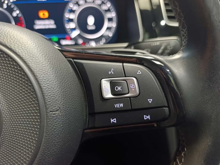 2021 Volkswagen Golf R miniatura 18