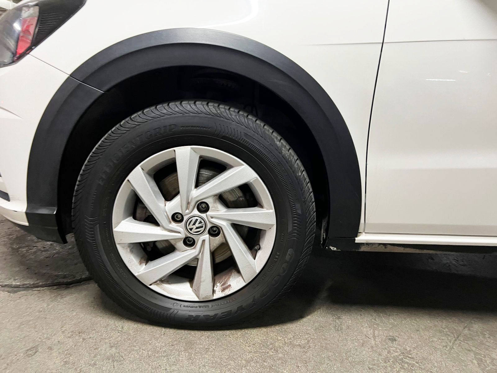 2022 Volkswagen Saveiro miniatura 8