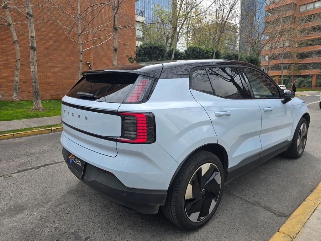 2026 Volvo EX30 miniatura 5
