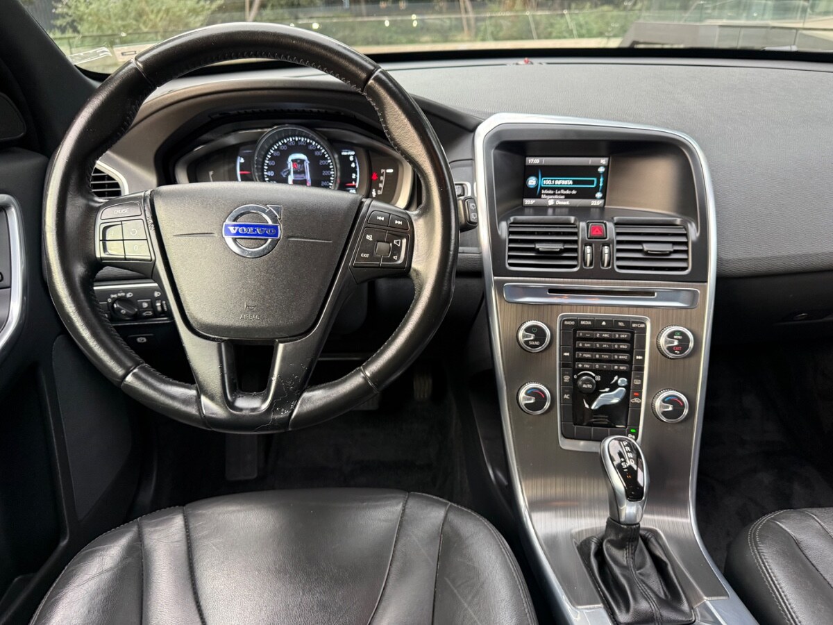 2017 Volvo XC60 T5 miniatura 12