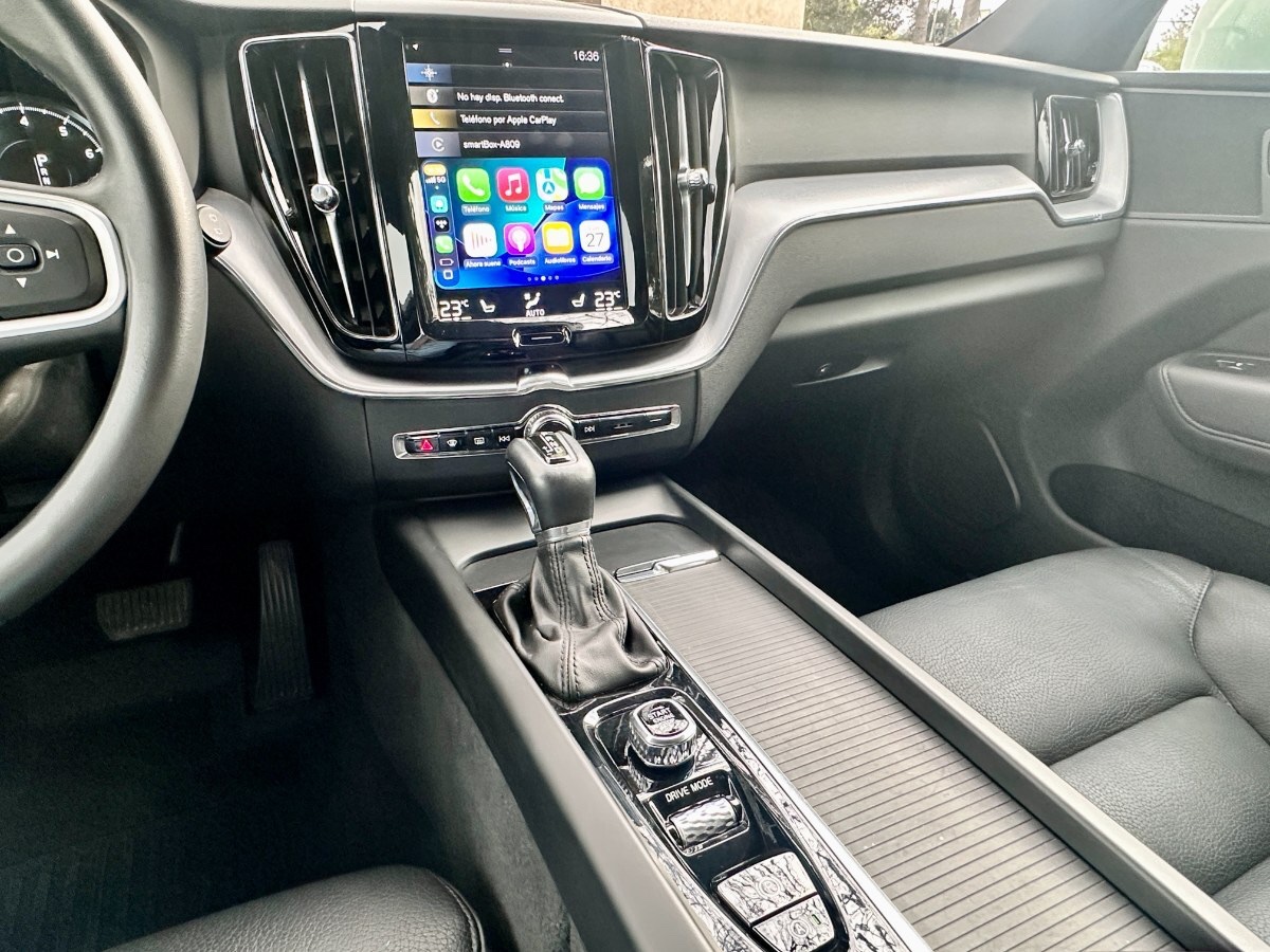 2019 Volvo XC60 T5 miniatura 17