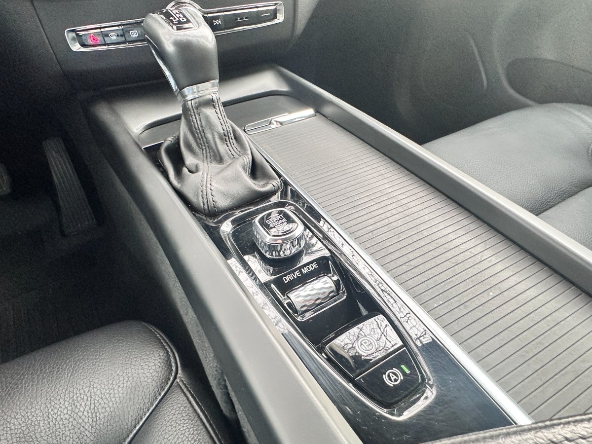 2019 Volvo XC60 T5 miniatura 18