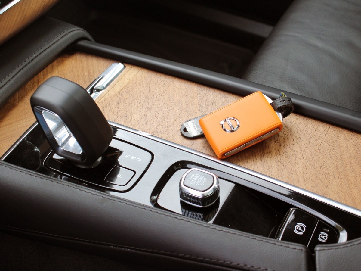 2024 Volvo XC90 T8 Recharge Plus miniatura 15